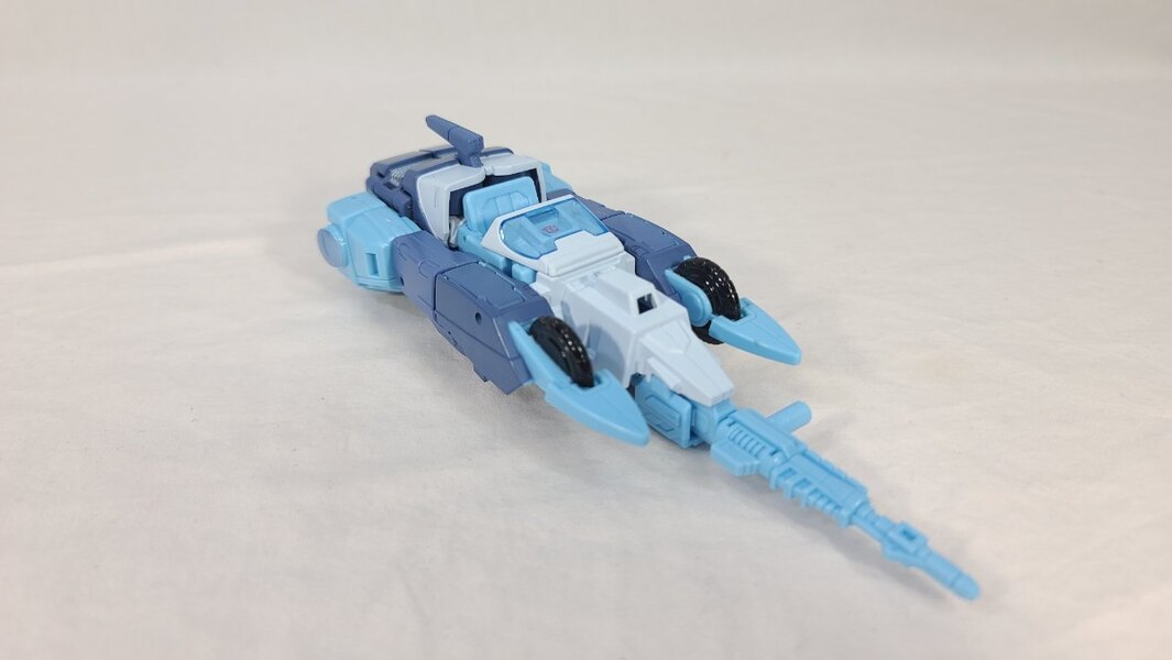 TF Collector Legacy Blurr Review Image  (2 of 9)